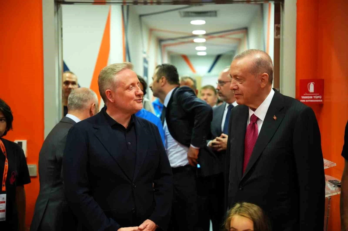 Cumhurbaşkanı Erdoğan, Başakşehir’in La Fiorita’yı 6-1 mağlup etmesi sonrası tebrik etti